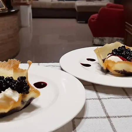 Le Antiche Orme Alojamento de Acomodação e Pequeno-almoço Pievepelago